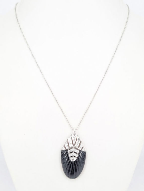 18k white gold diamond and onyx pendant necklace