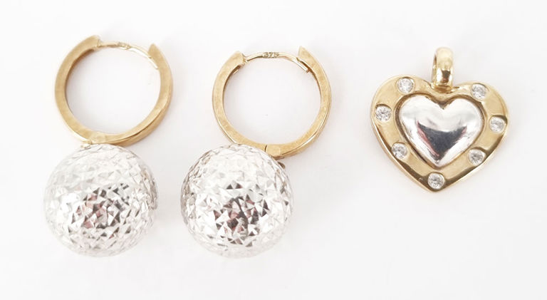 9k two-tone drop earrings and 8k two-tone heart pendant