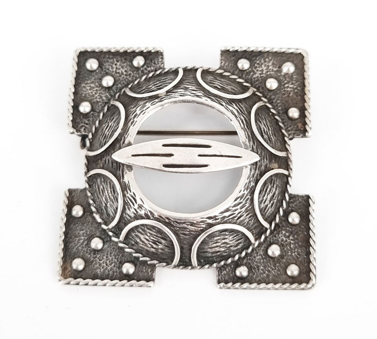 Vintage silver brooch
