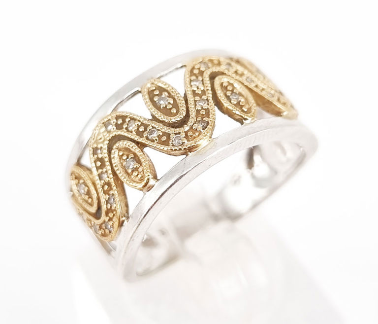 9k two-tone gold ring with small single-cut diamonds