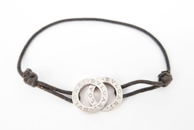 Silver bracelet with Interlocking circles