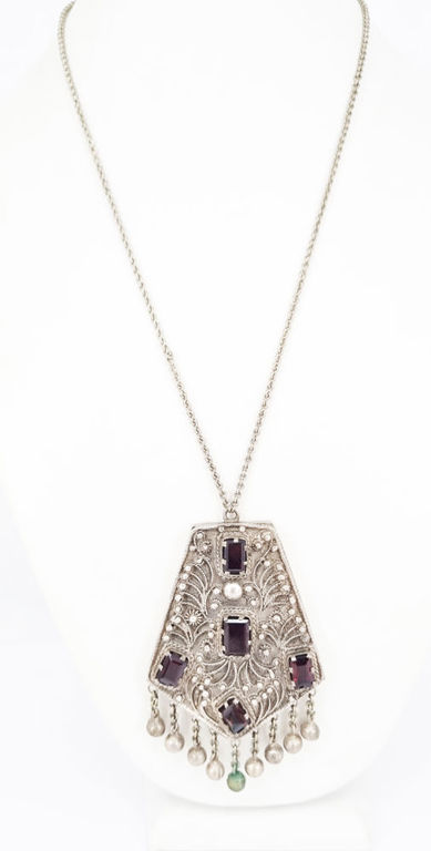 Burmese sterling silver and garnet pendant necklace