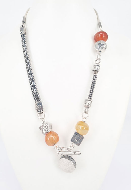 Designer silver necklace with toggle pendant clasp