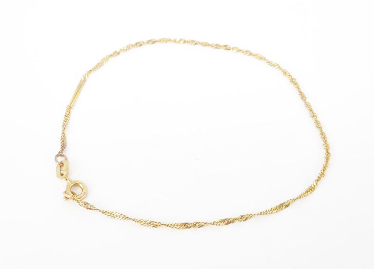 Italian 9k gold Singapore chain bracelet