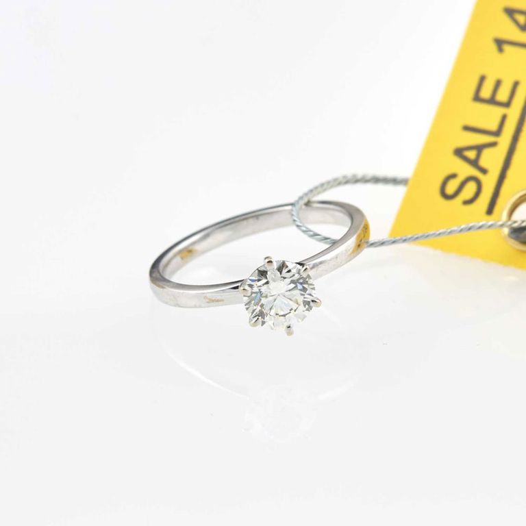 14k gold diamond solitaire ring