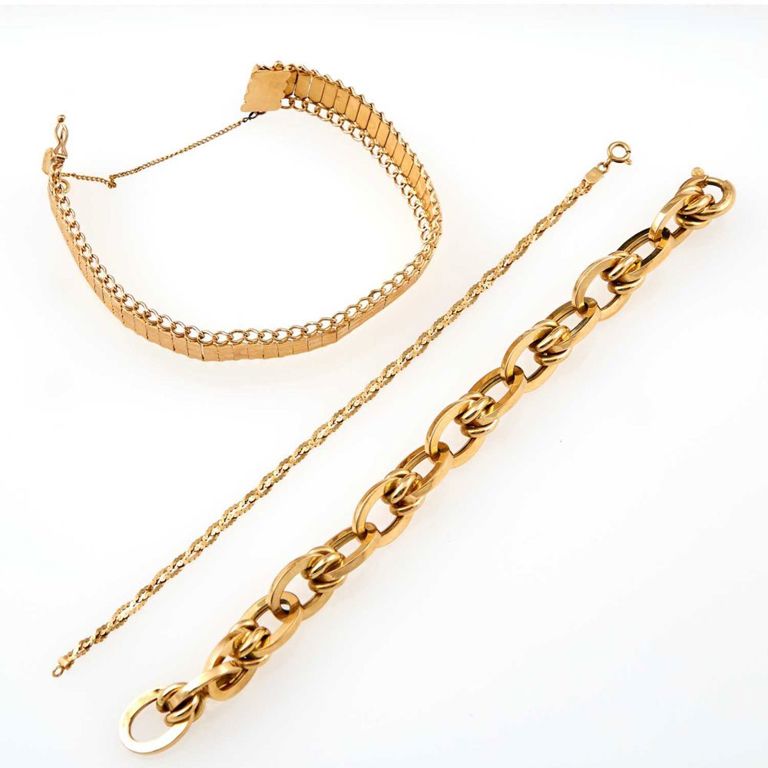 18k gold three flexible bracelets