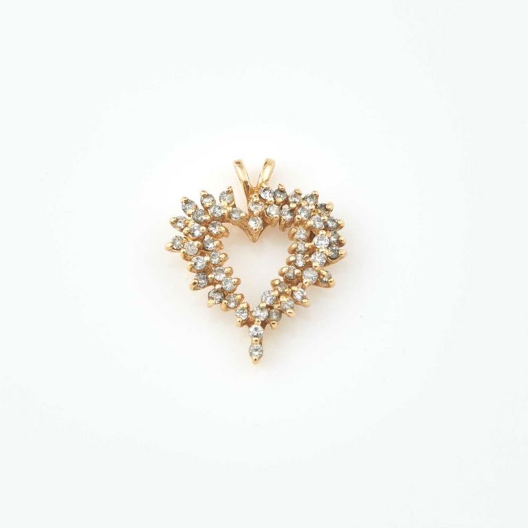 14k gold diamond pendant