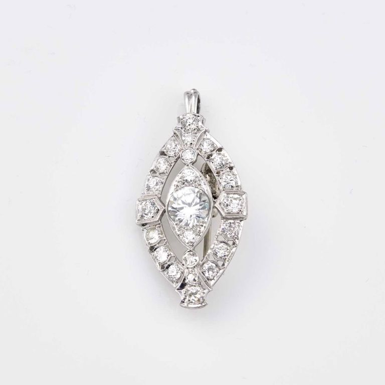 Platinum diamond and stone pin