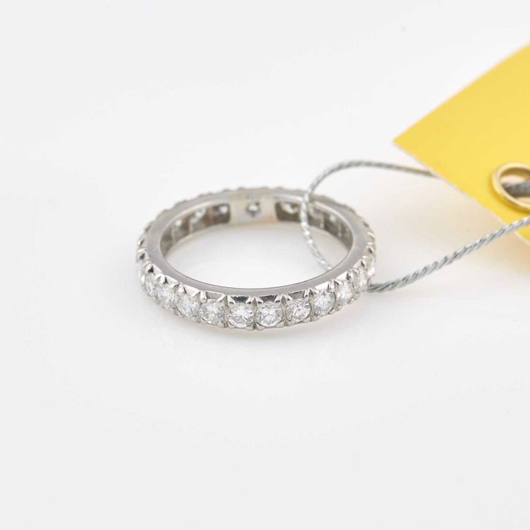 Platinum diamond wedding ring