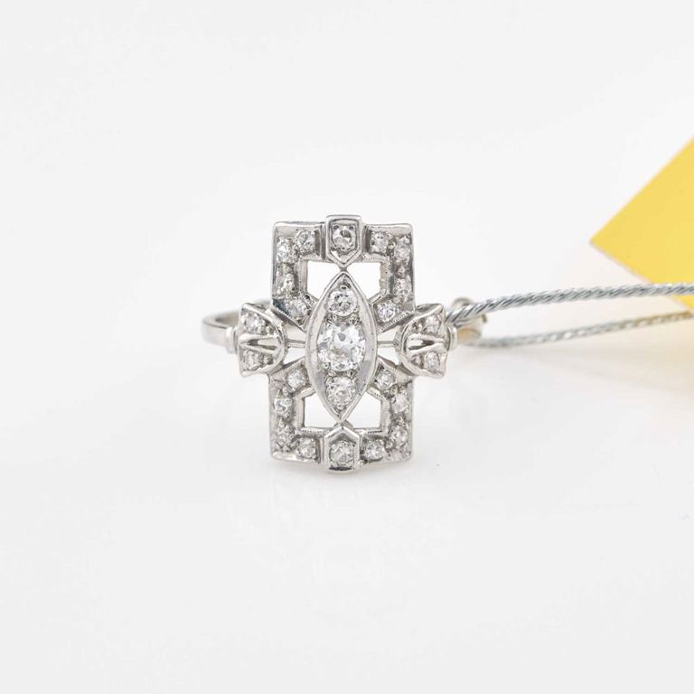 Platinum diamond ring