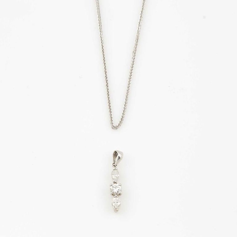 14k gold diamond pendant and neck chain