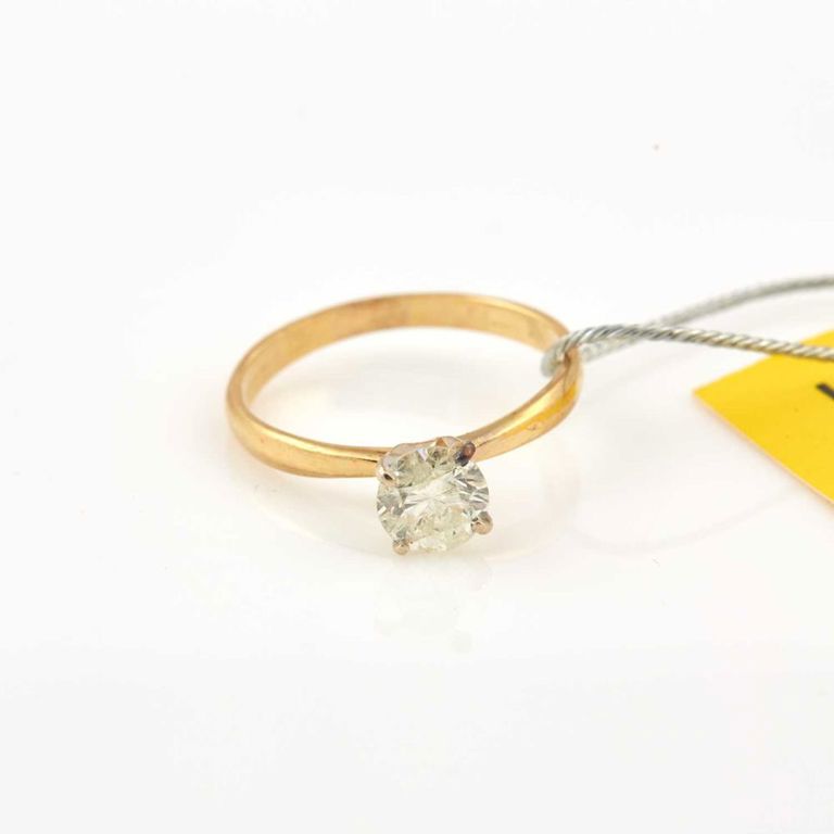 18k diamond solitaire ring