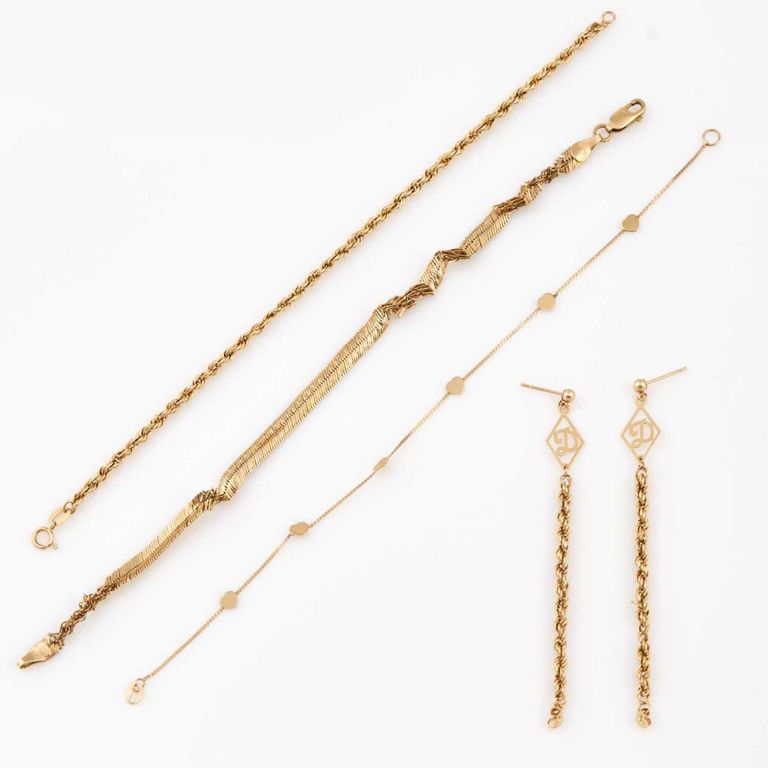 14k gold earrings and flexible bracelets
