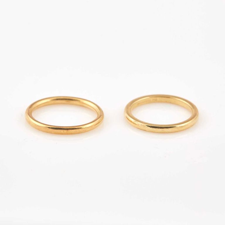18k gold wedding rings