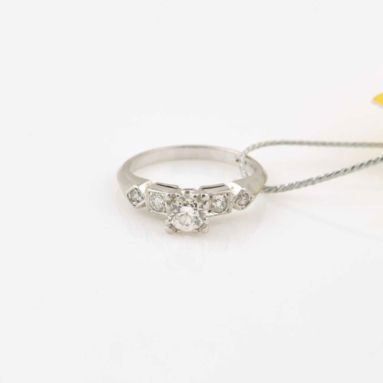 Platinum diamond engagement ring