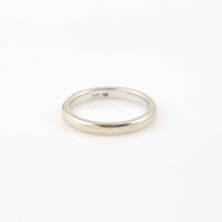 18k gold wedding ring