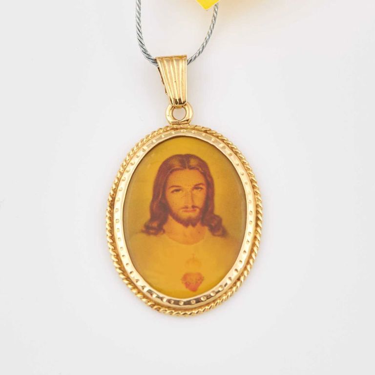 14k gold, metal and plastic pendant