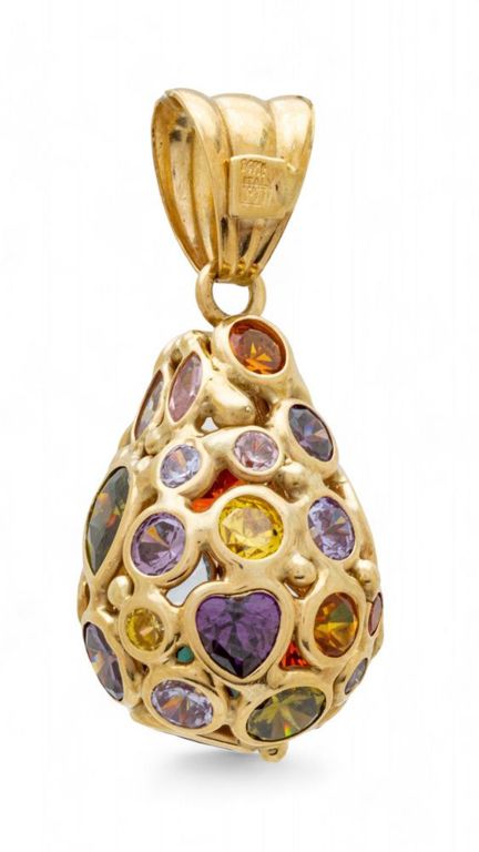 14k yellow gold pendant