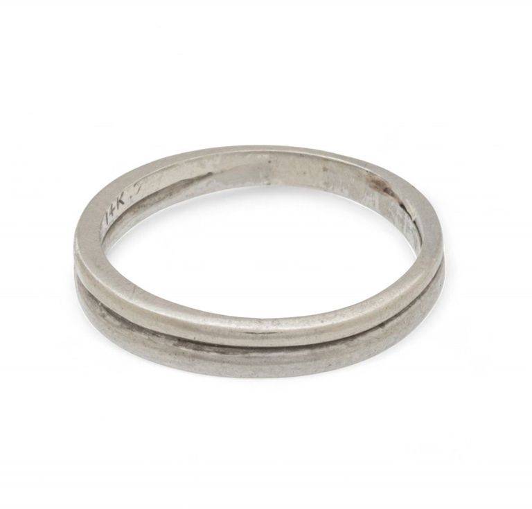14k white gold wedding band