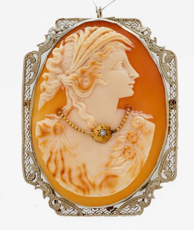 14k white gold cameo pendant / brooch