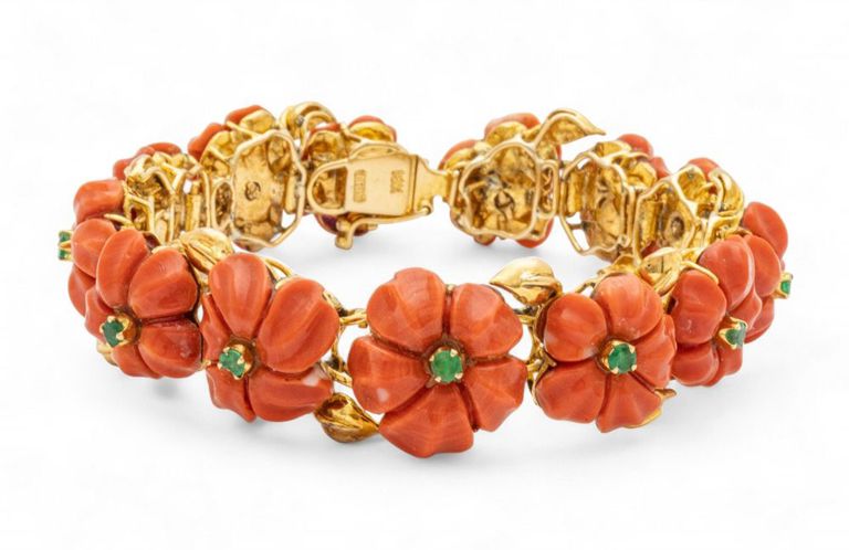 18k yellow gold coral and emerald bracelet