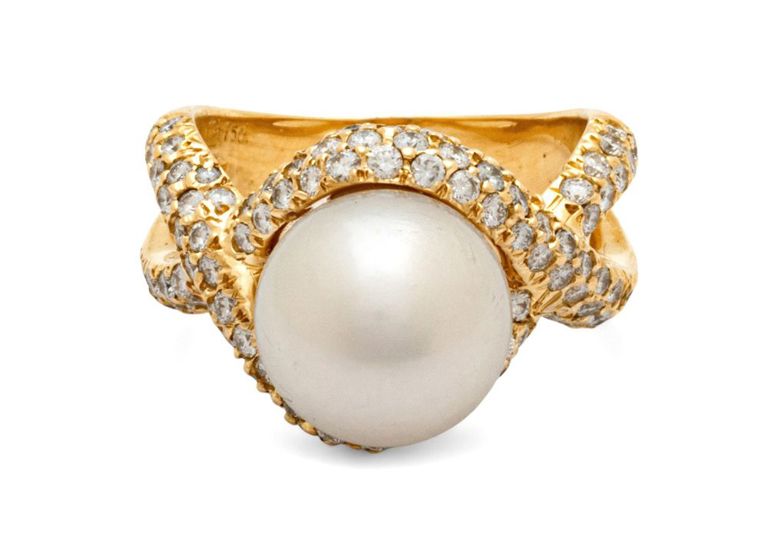 18k yellow gold South Sea pearl and diamond ring