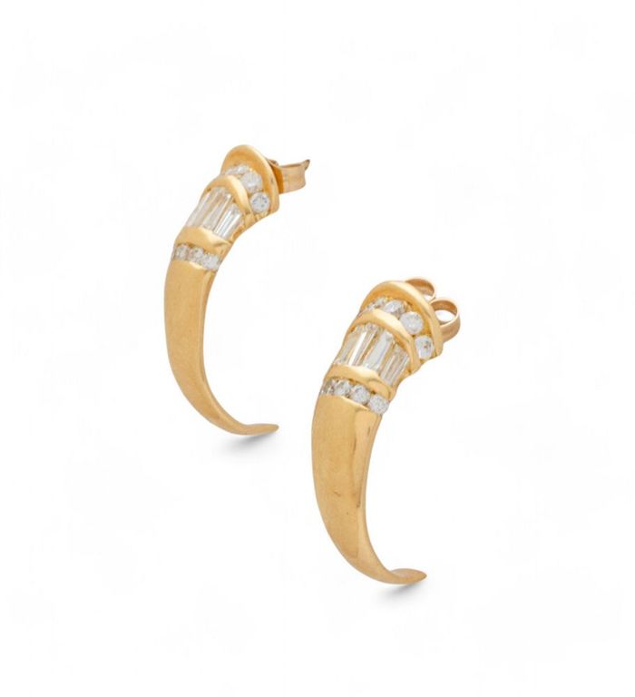 18k yellow gold and diamond earrings