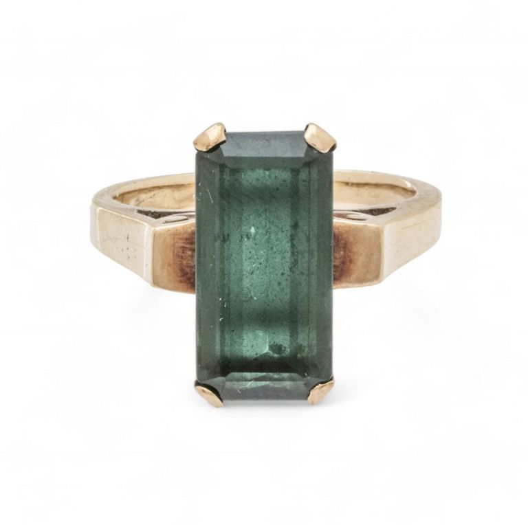 14k yellow gold green tourmaline ring