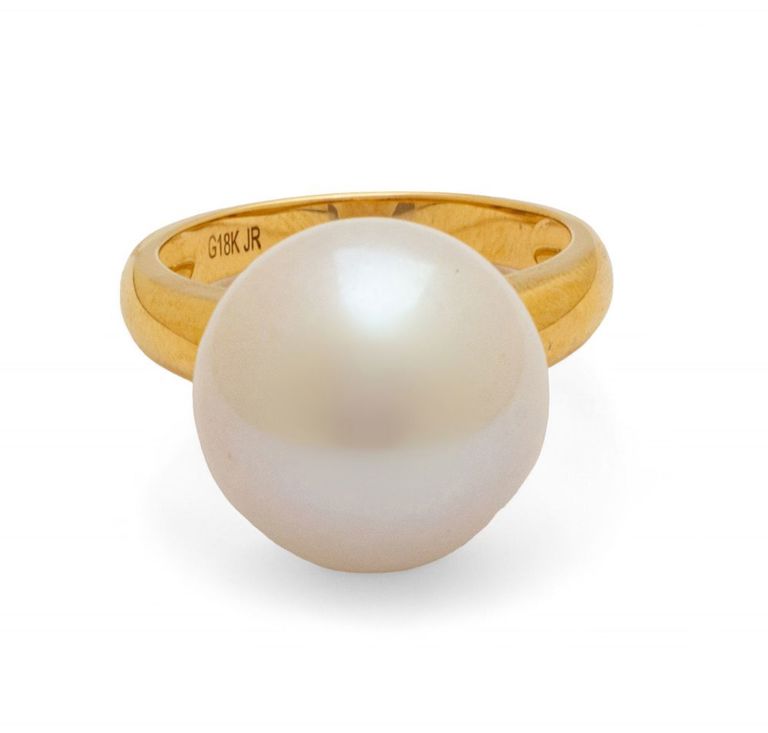18k yellow gold South Sea pearl ring