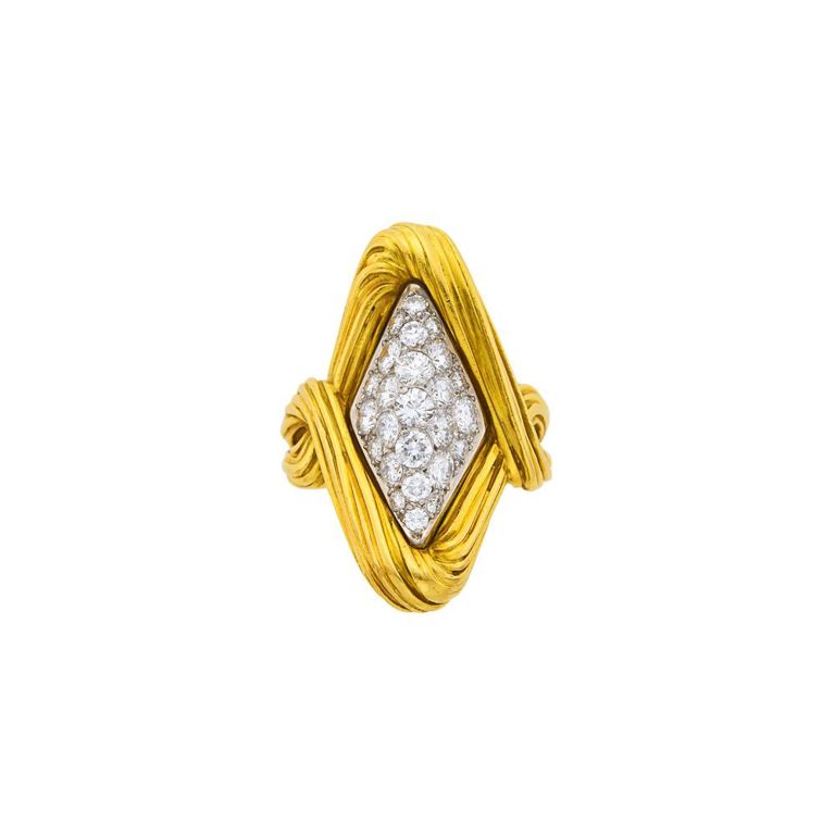 18k gold and platinum ring with diamond