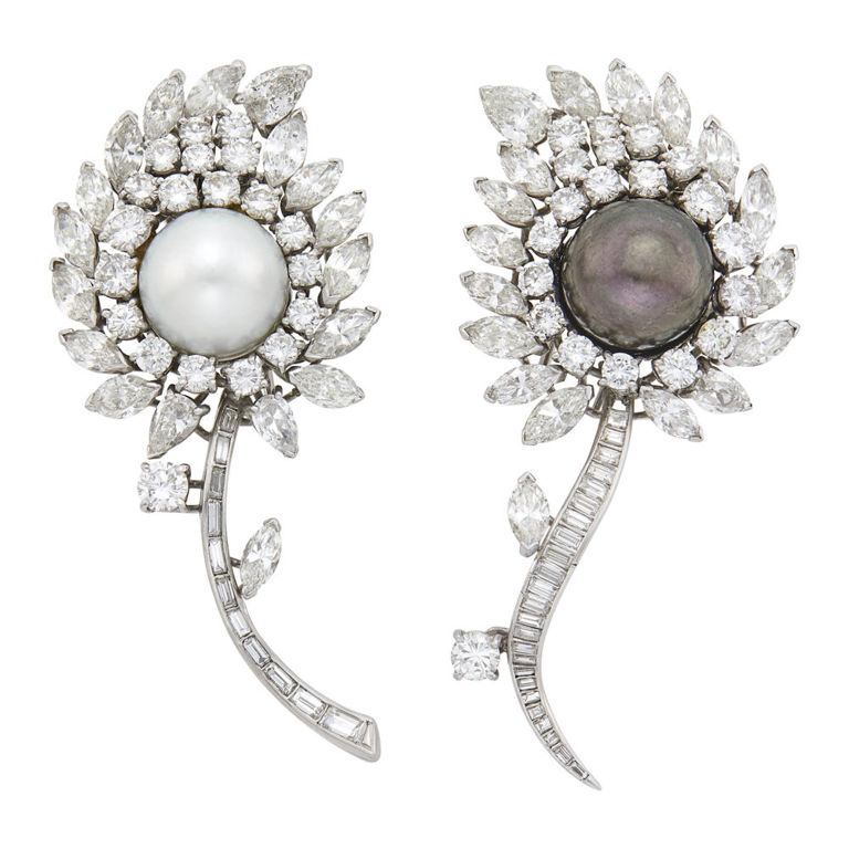 Platinum flower clip-brooches