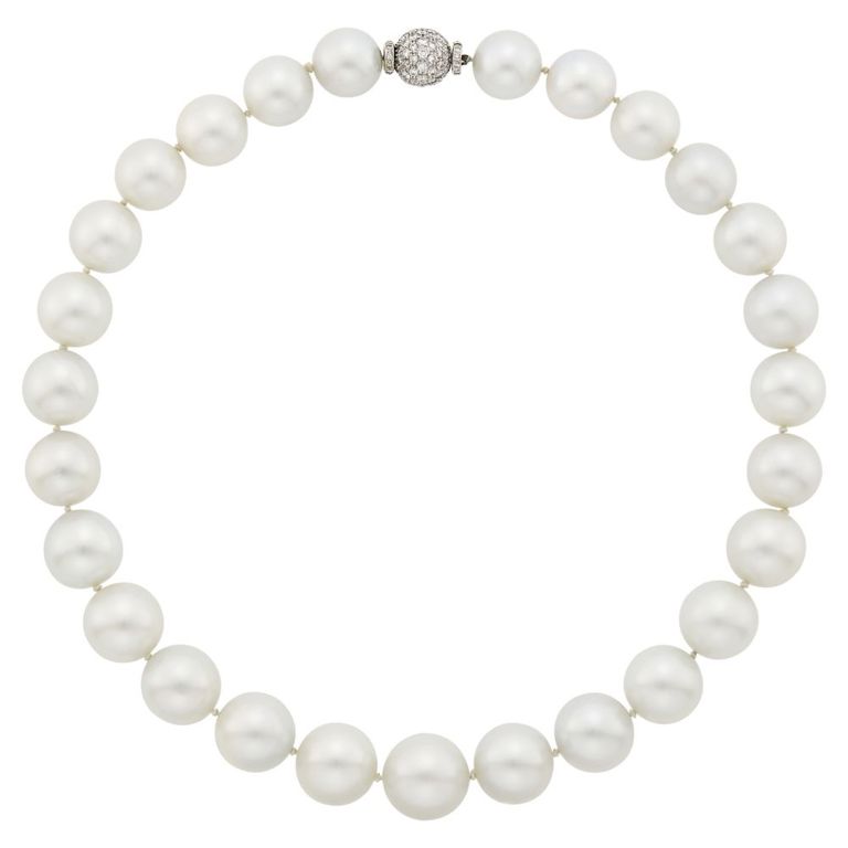 18k white gold South Sea cultured pearl necklace