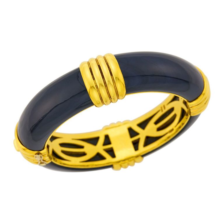 Van Cleef & Arpels gold black onyx bangle bracelet