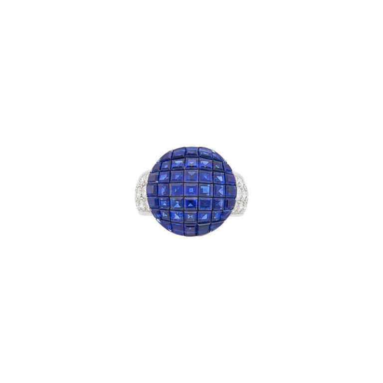 Van Cleef & Arpels two-color gold mystery-set sapphire diamond ring
