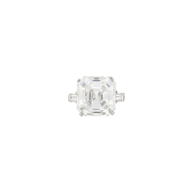 Platinum diamond ring