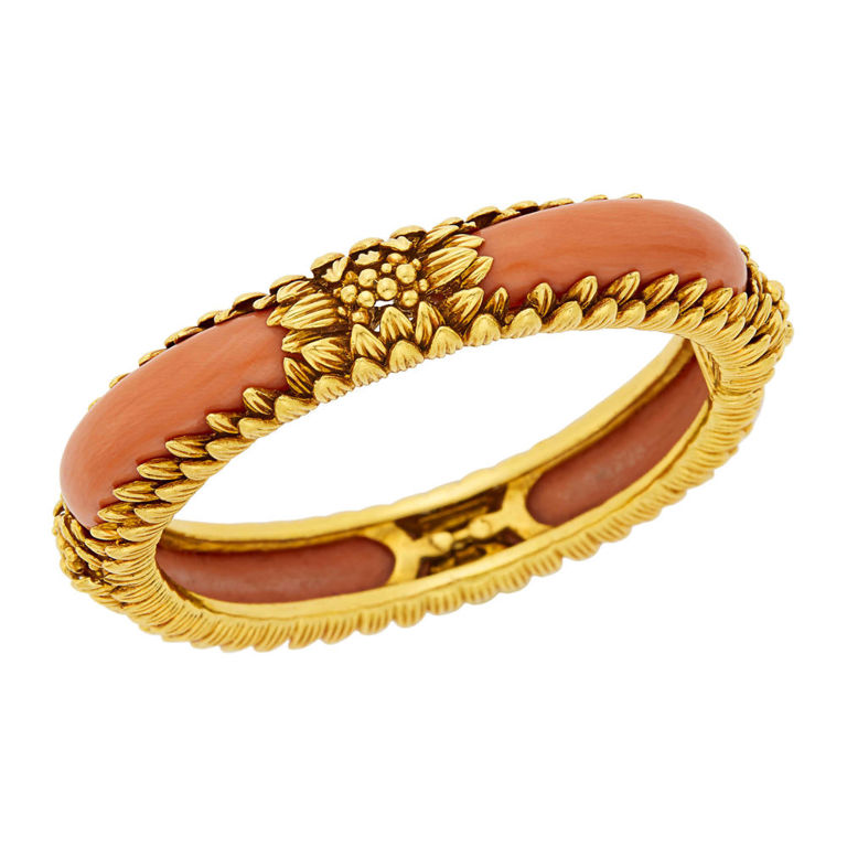 18k gold and coral bangle bracelet