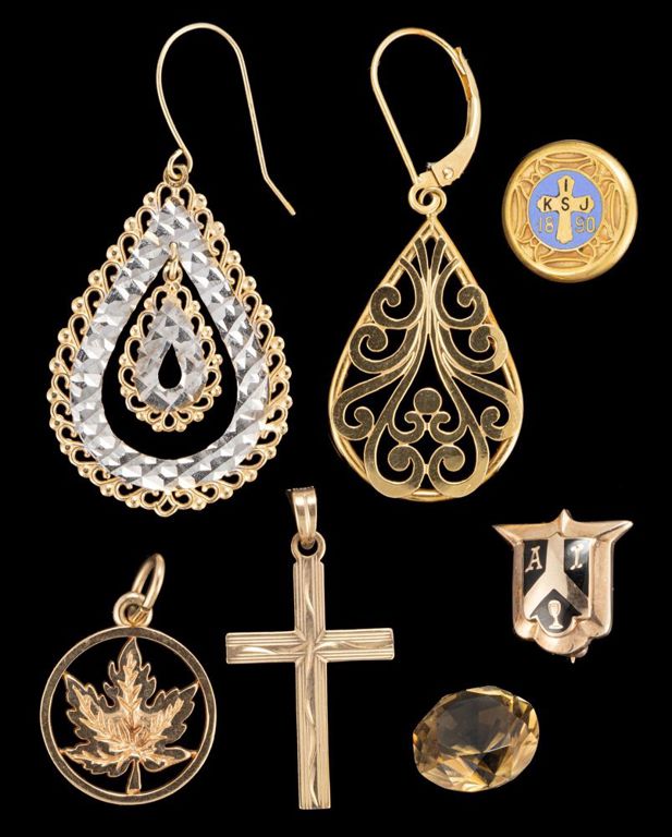 10k, 14k, and 18k gold jewelry lot of five