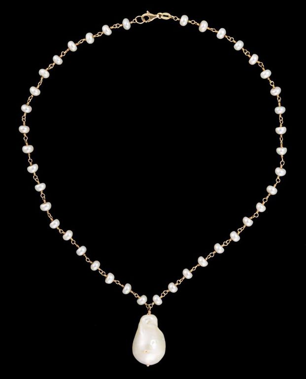 14k yellow gold and pearl necklace