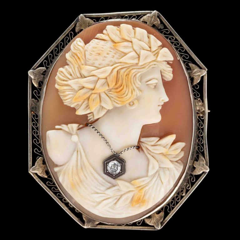 10k white gold carved shell cameo brooch/pendant