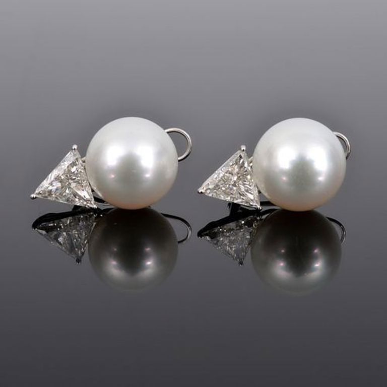 18k gold, diamond and South Sea pearl estate clip earrings