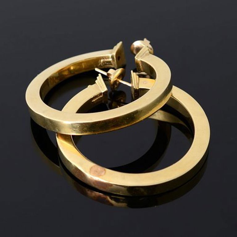 18k gold hoop estate earrings