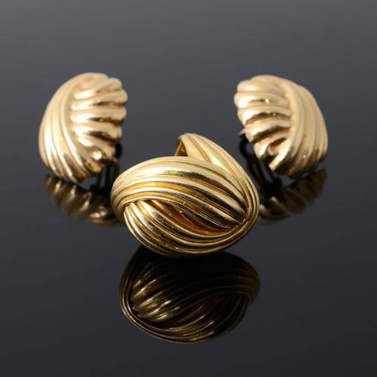18K Gold Estate Ring, 14K Gold Clip Earring Set