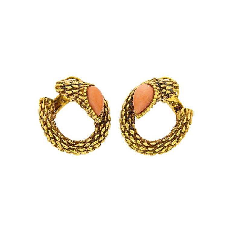 Boucheron Paris gold and angel skin coral hoop earclips