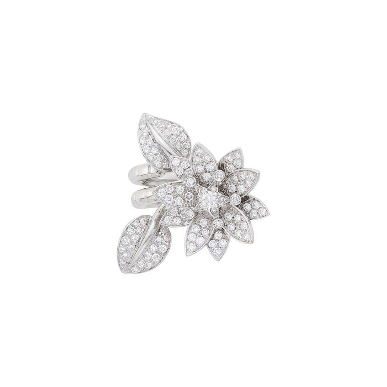 White gold and diamond flower swing ring