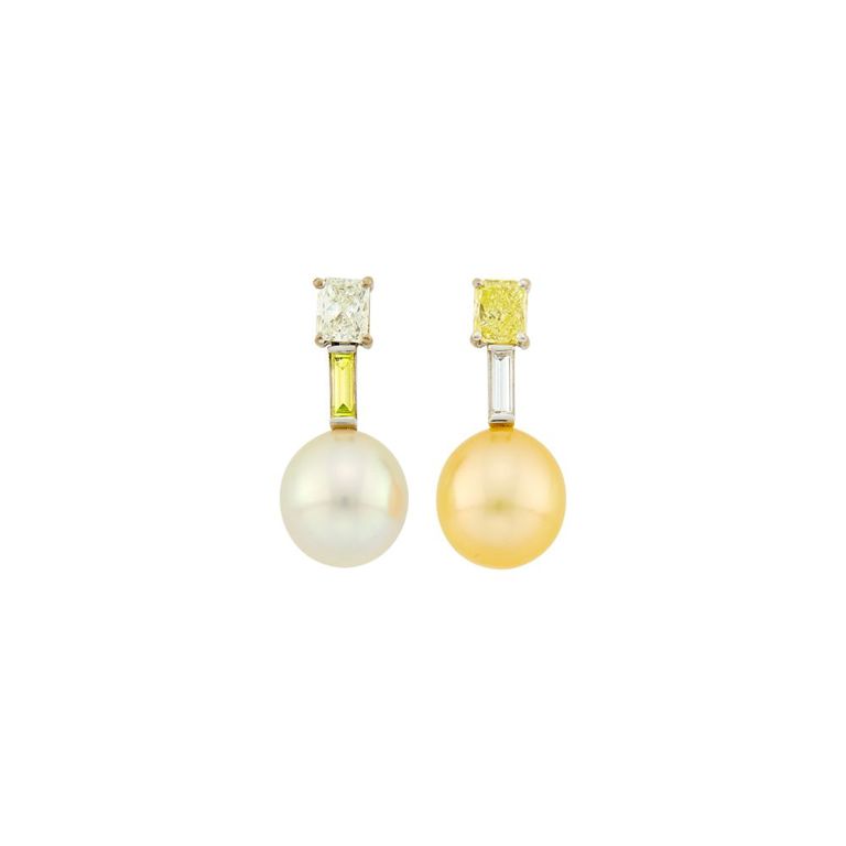 White gold pearl and diamond pendant-earrings