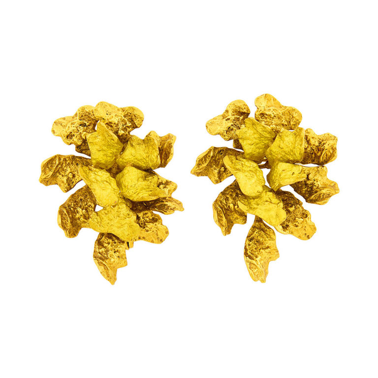 Gold flower earclips