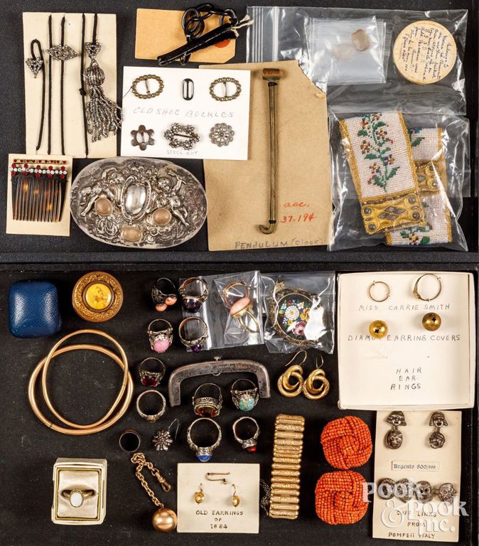 Group of antique jewelry