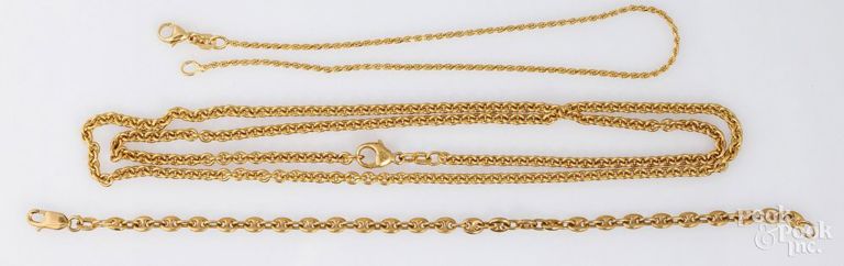 Chain and two bracelets in 14k yellow gold