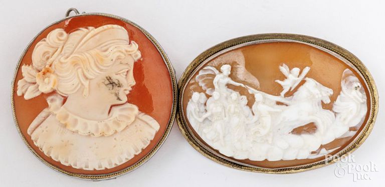 Two 800 silver cameo pin brooches
