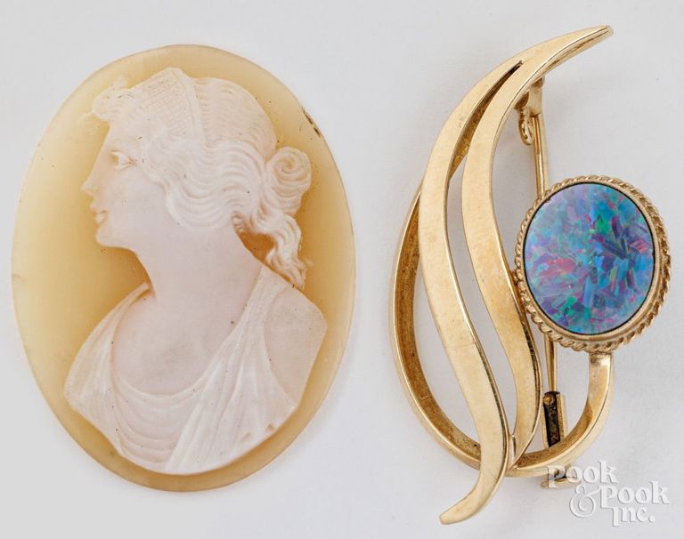 10k yellow gold opal brooch and cameo